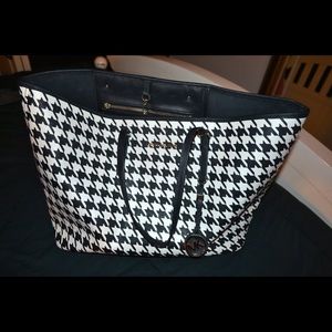 Michael Kors Houndstooth Tote